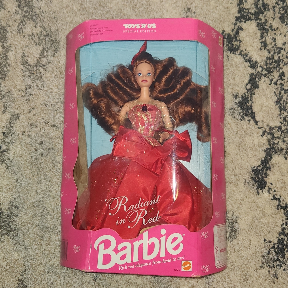 Vintage 1992 Radiant In Red Barbie